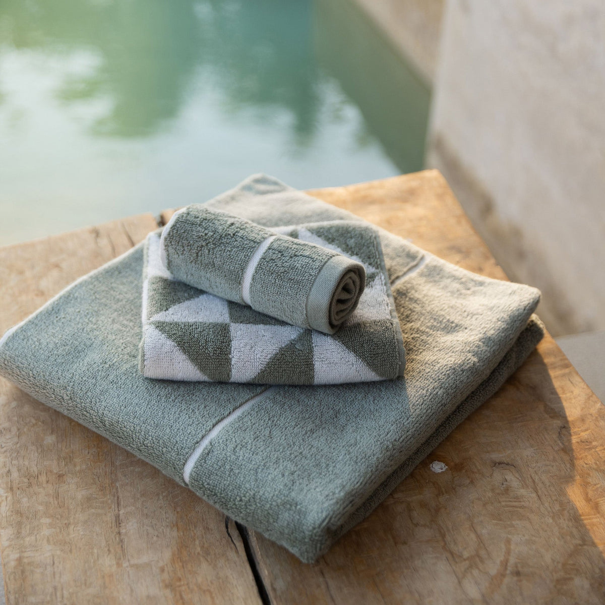 UMBRA - Australian Cotton Towels 100% Cotton